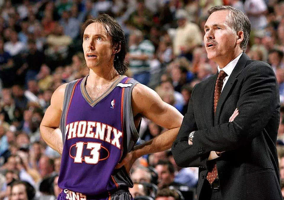 开云中国网站-包含德国杯训练课后再迎强敌,佛罗伦萨伤情更新,主帅态度——质疑声四起,官宣口径保持一致的词条