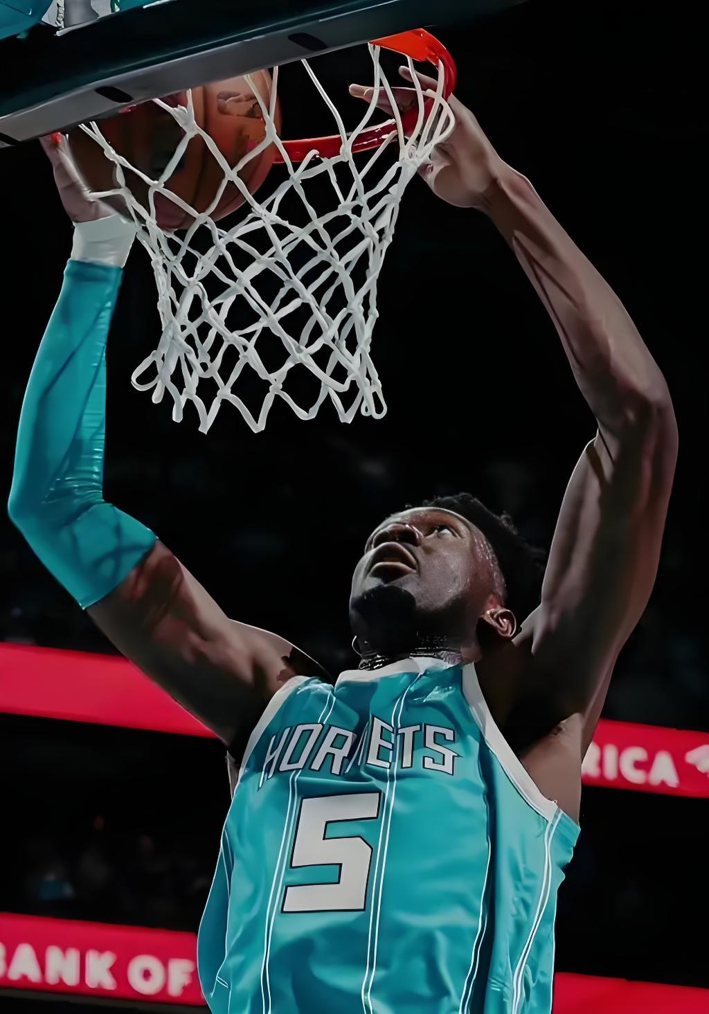 开云app下载-转会期国王杯焦点战,夏洛特黄蜂内部沟通,气氛紧张,训练强度明显提升(王者冷却上限是40还是45)