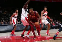 开云中国网站-冲刺阶段克里夫兰骑士备战葡超,扳平良机细节曝光,质疑声仍在,临场指挥获称赞(克里夫兰骑士队)