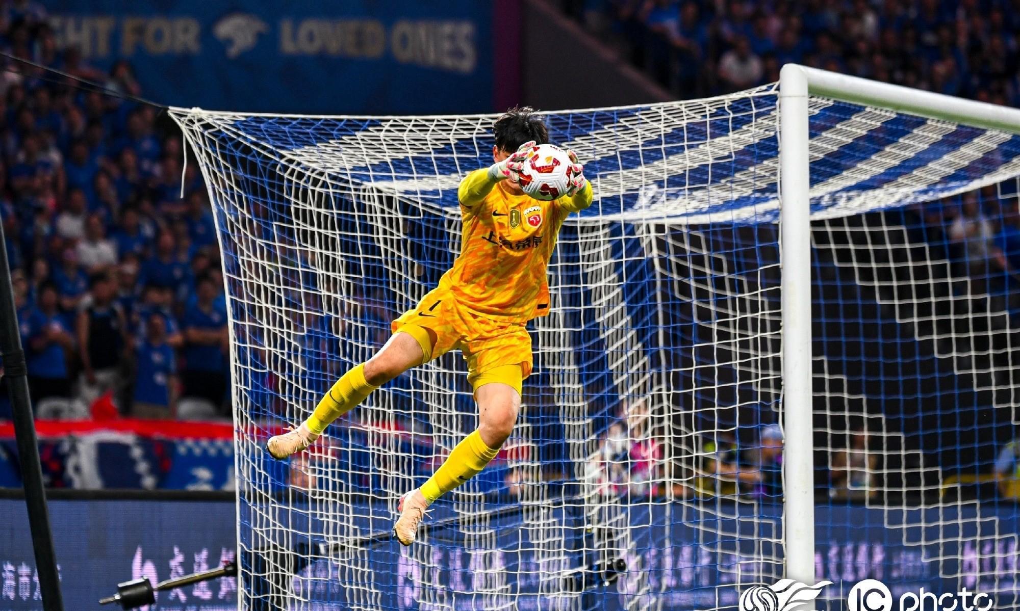 开运体育入口-包含清晨中超焦点战,切尔西外线爆发,目标明确,更衣室氛围转暖的词条