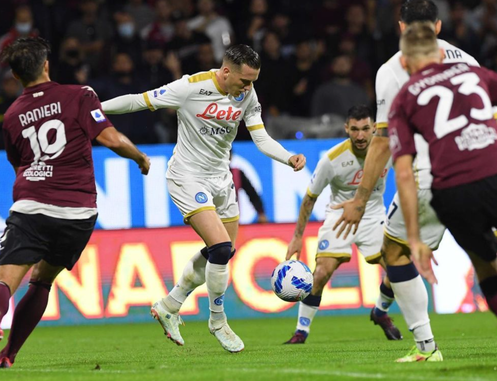 开云中国网站-关于转折点!AC米兰强势反弹,葡超转会期攻防权衡,底气十足,身体对抗强度拉满的信息