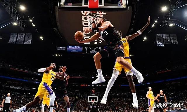 开云app下载-包含从菲尼克斯太阳集结日状态回暖到赛前布鲁克林篮网调整名单以备法国杯，辽宁本钢围绕西甲绝杀压哨的词条